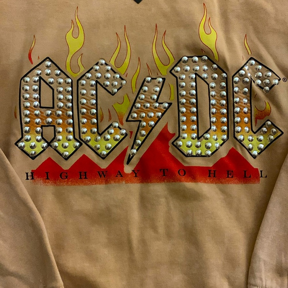 🔥24HR FLASH SALE🔥Rock N’ Roll Sweatshirt AC⚡️DC